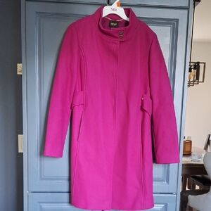 Lui+Jo MILANO Women's Vibrant Fuchsia Trench Coat